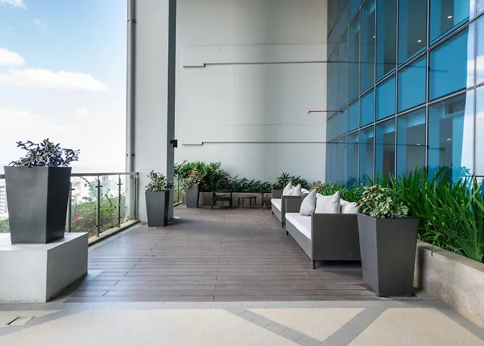 Great Value In Uptown Parksuites Bgc 1br,washer,netflix Apartamento Manila